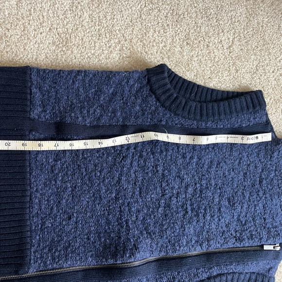 NEW Banana Republic Womens Zip Up Navy Sweater Vest - Picture 5 of 6